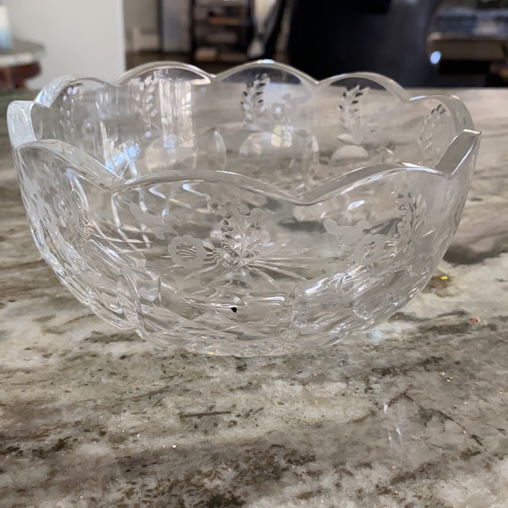 Rogaska brand, Gallia crystal bowl